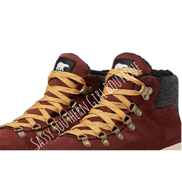 🆕⭐ Women's SOREL Out and About III Suede boots - Picture 8 of 15